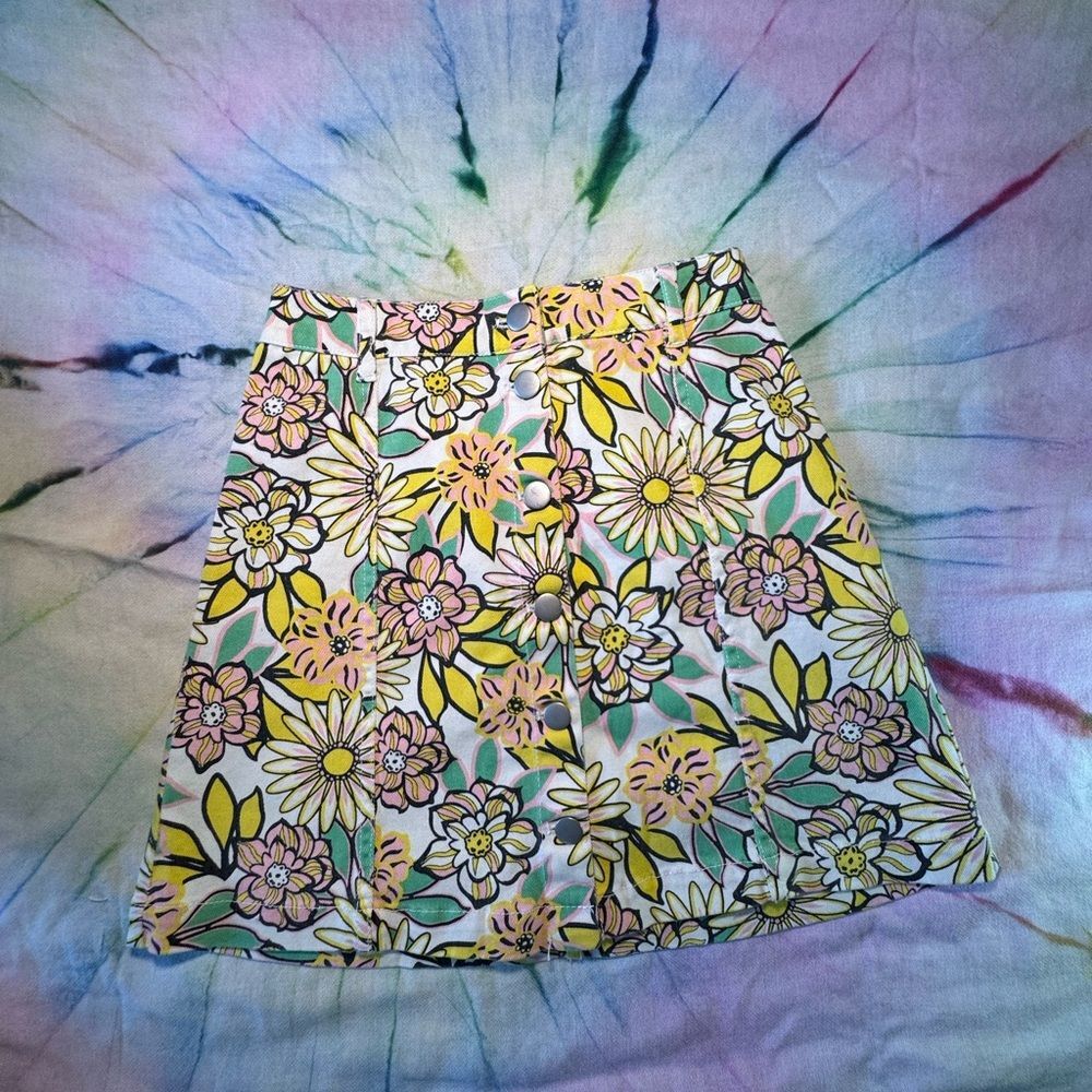 H&M Divided Retro Floral Mini Skirt Pastel Daisy Print Mod A-Line High Waist